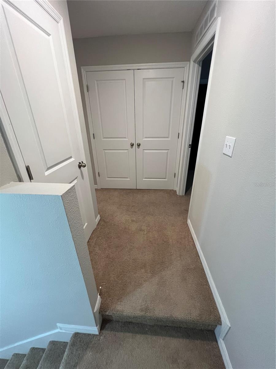 Image 15 of 31 For 852 Grandin Street