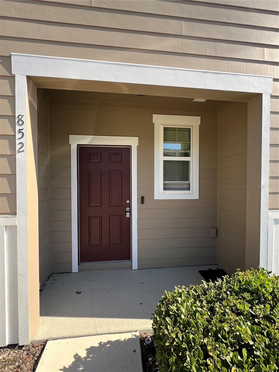 Image 2 of 31 For 852 Grandin Street