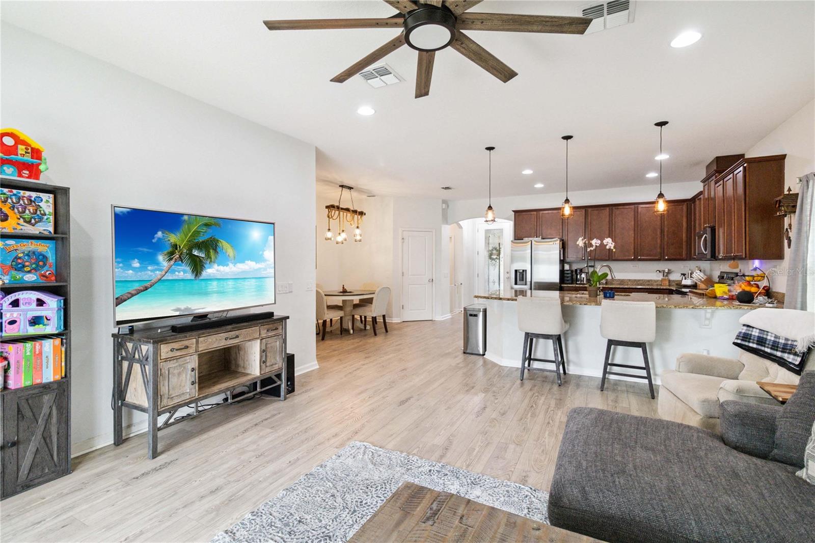 Image 12 of 50 For 1635 Hawksbill Lane