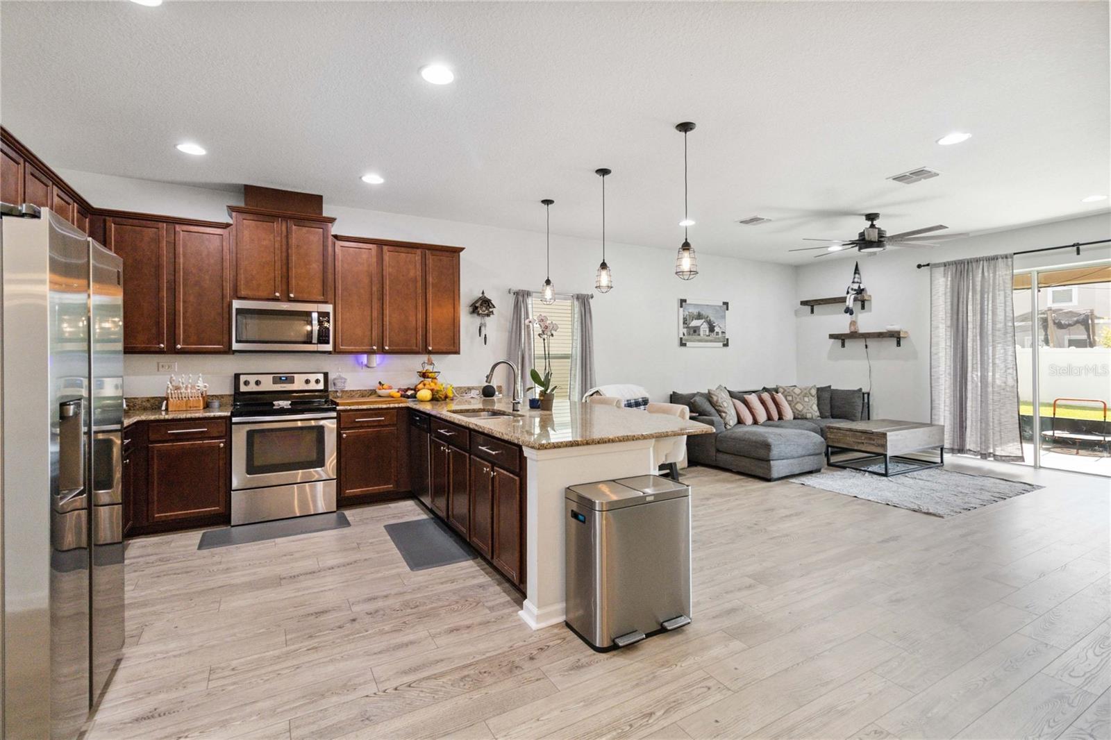 Image 15 of 50 For 1635 Hawksbill Lane