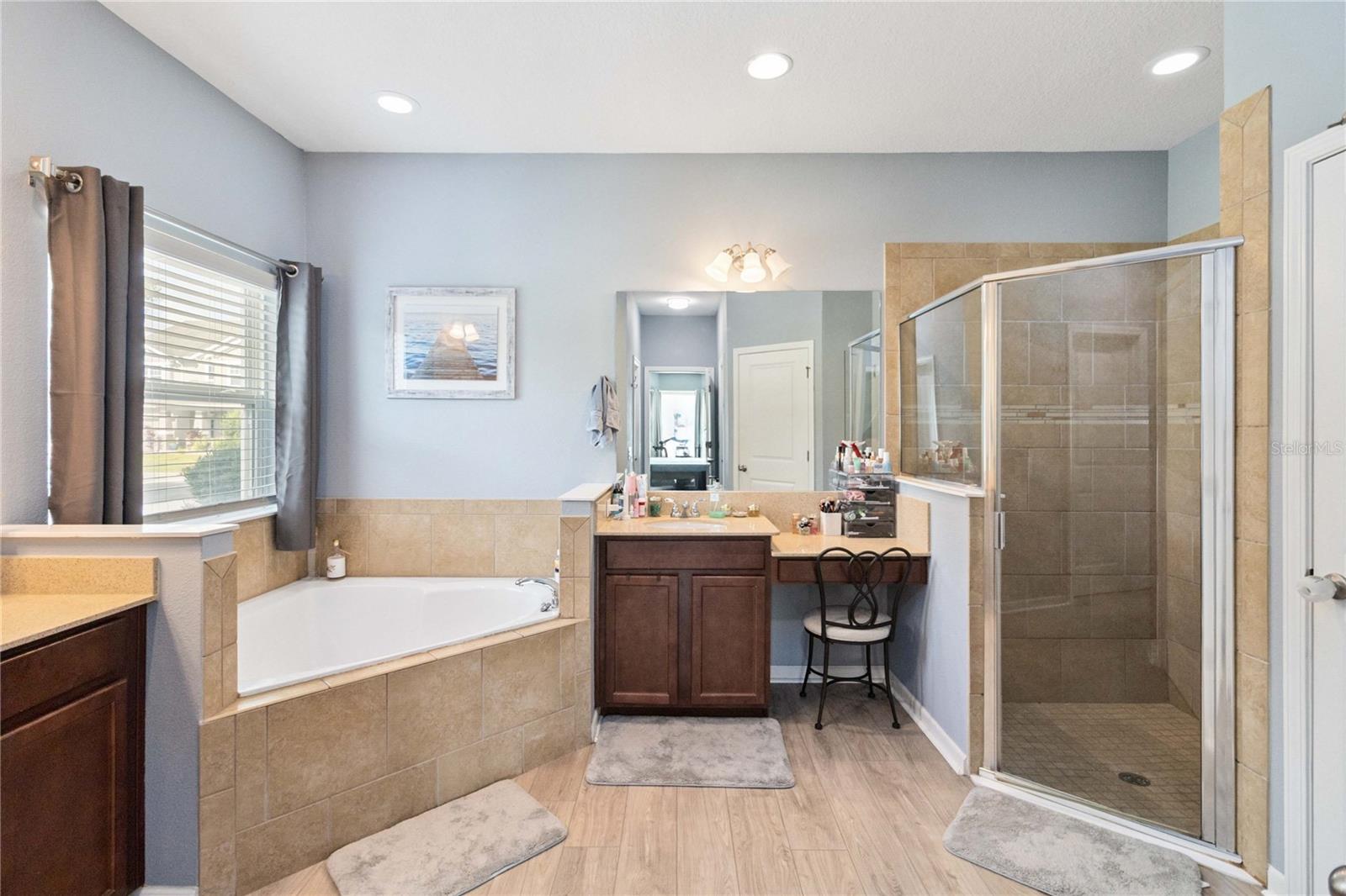 Image 25 of 50 For 1635 Hawksbill Lane