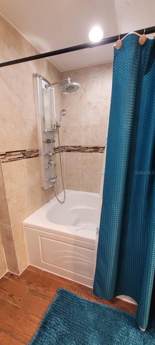 Image 13 of 42 For 4004 Santa Maria Drive 101