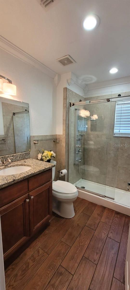 Image 14 of 42 For 4004 Santa Maria Drive 101