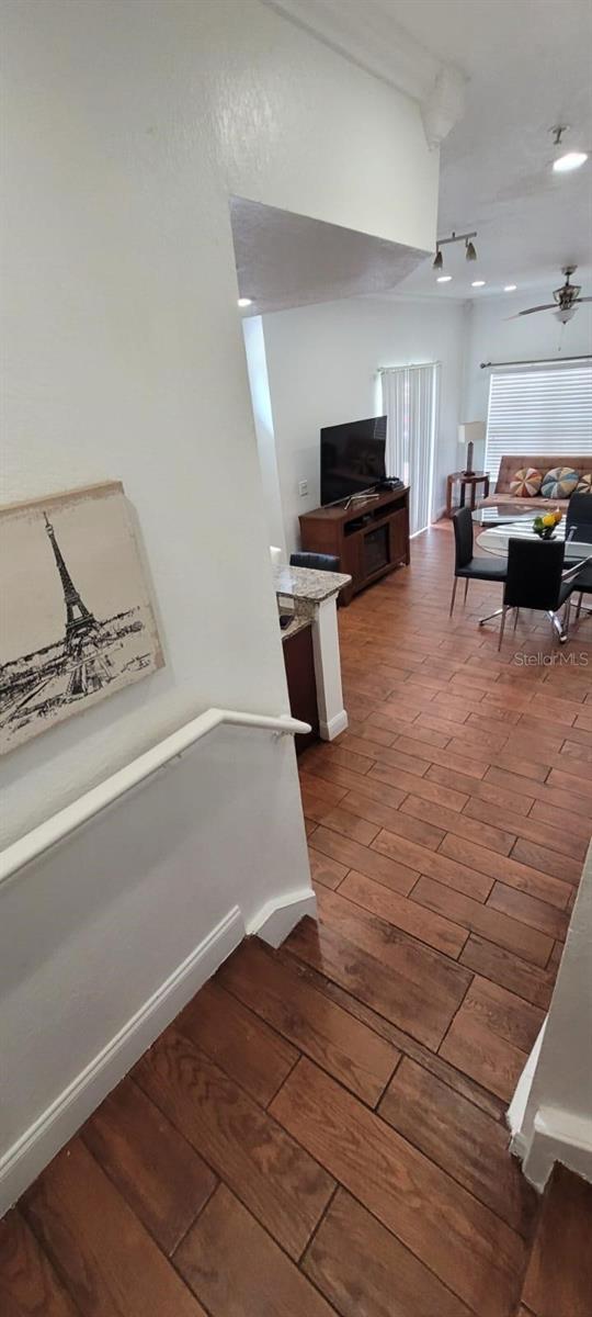Image 22 of 42 For 4004 Santa Maria Drive 101
