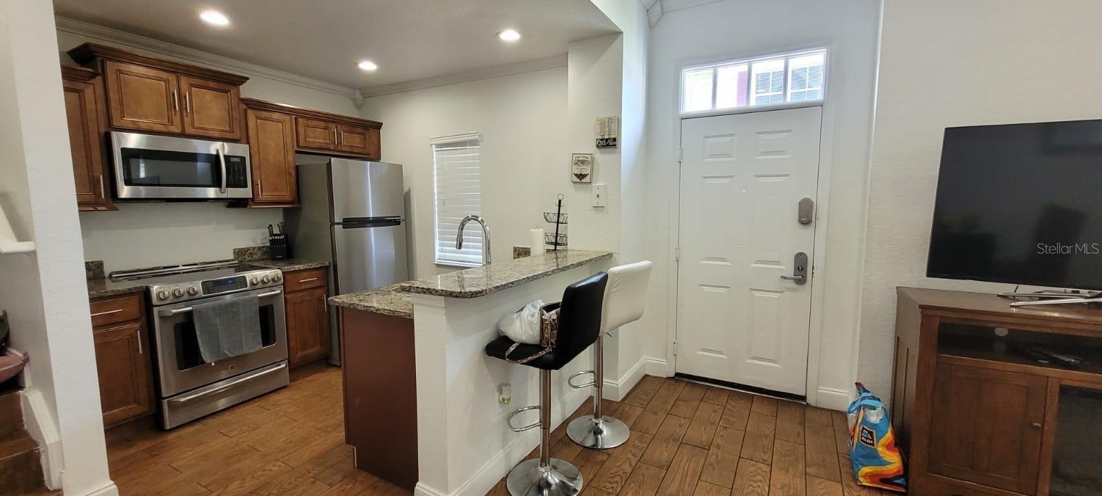 Image 4 of 42 For 4004 Santa Maria Drive 101