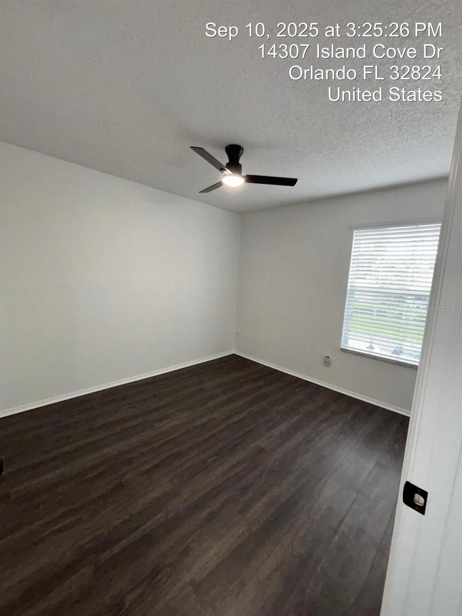 Image 13 of 21 For 14307 Island Cove Drive