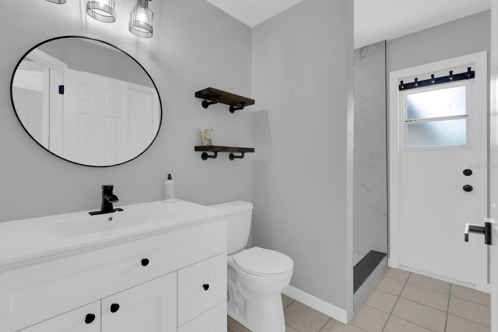 Image 10 of 40 For 2414 Sweetwater Boulevard