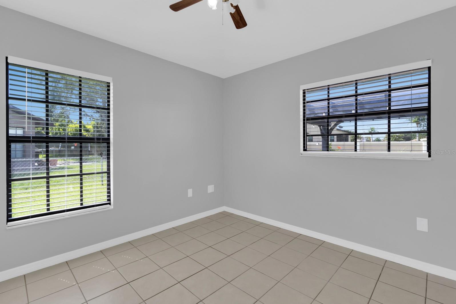 Image 16 of 40 For 2414 Sweetwater Boulevard
