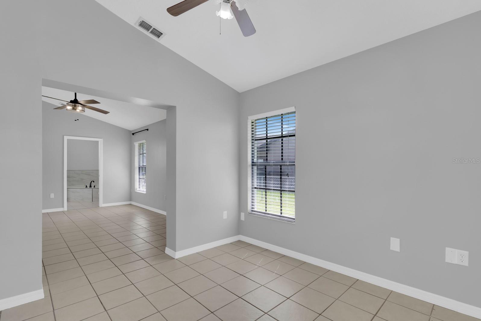 Image 17 of 40 For 2414 Sweetwater Boulevard