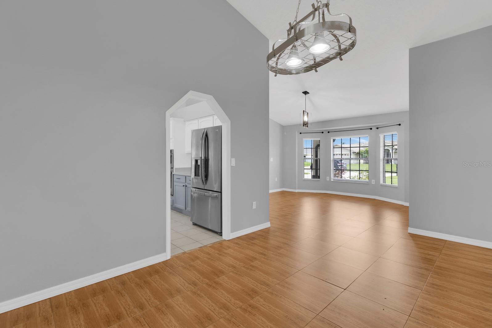 Image 26 of 40 For 2414 Sweetwater Boulevard