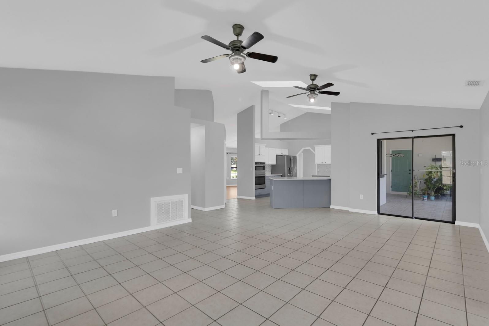 Image 29 of 40 For 2414 Sweetwater Boulevard