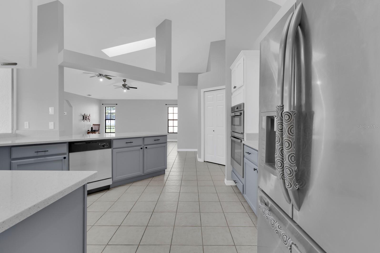 Image 32 of 40 For 2414 Sweetwater Boulevard