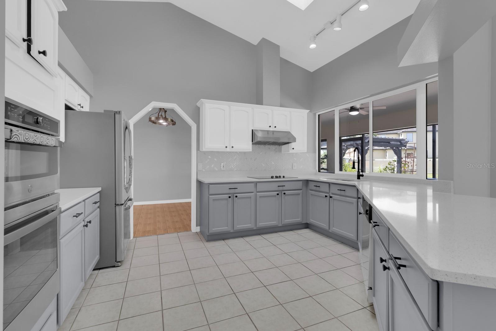Image 34 of 40 For 2414 Sweetwater Boulevard