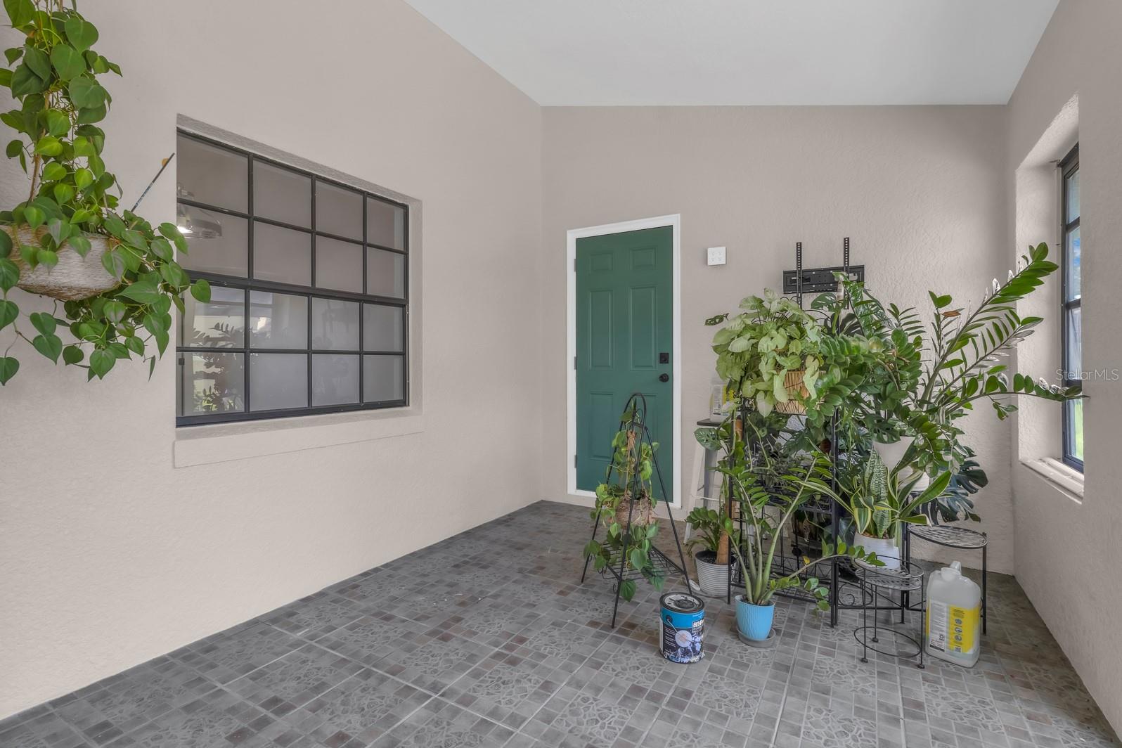 Image 36 of 40 For 2414 Sweetwater Boulevard