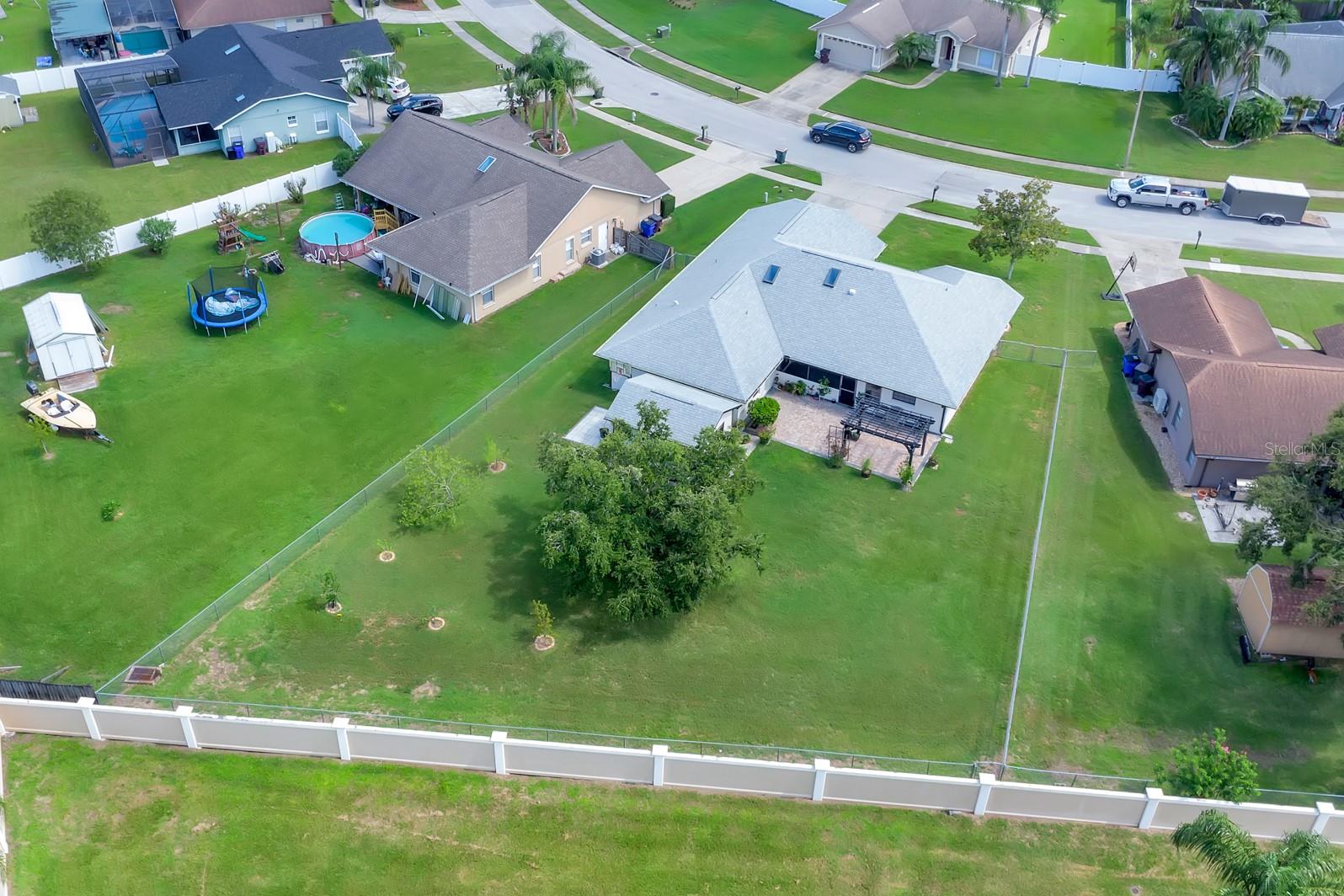 Image 4 of 40 For 2414 Sweetwater Boulevard