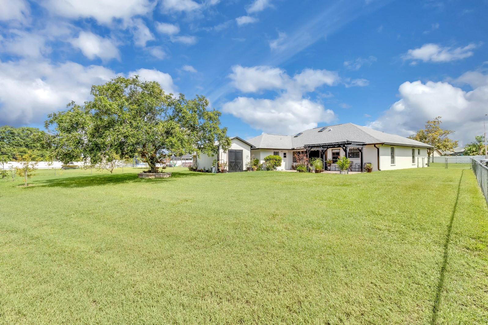 Image 40 of 40 For 2414 Sweetwater Boulevard