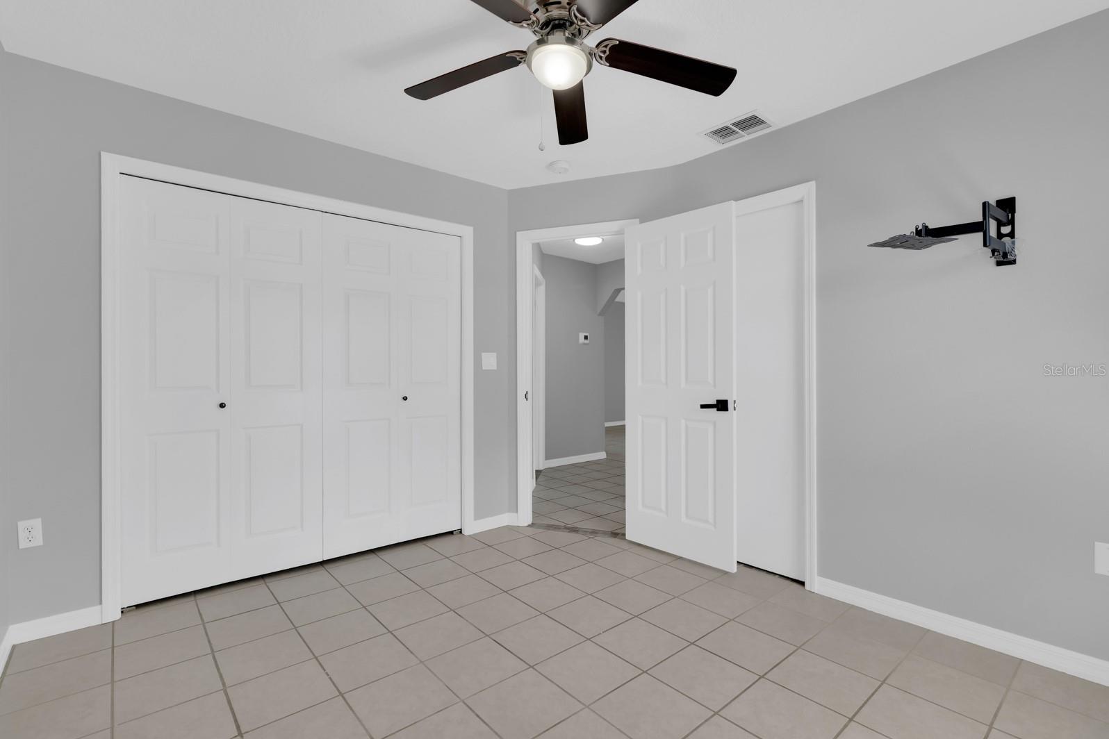Image 9 of 40 For 2414 Sweetwater Boulevard