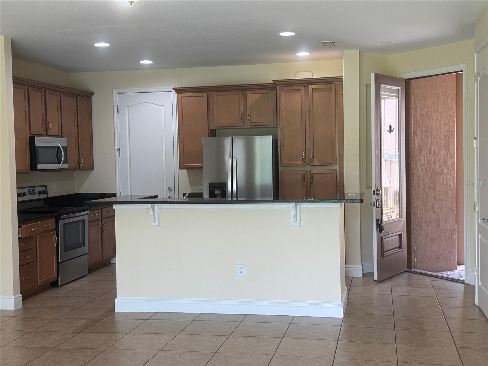 Image 6 of 19 For 8345 Kelsall Drive