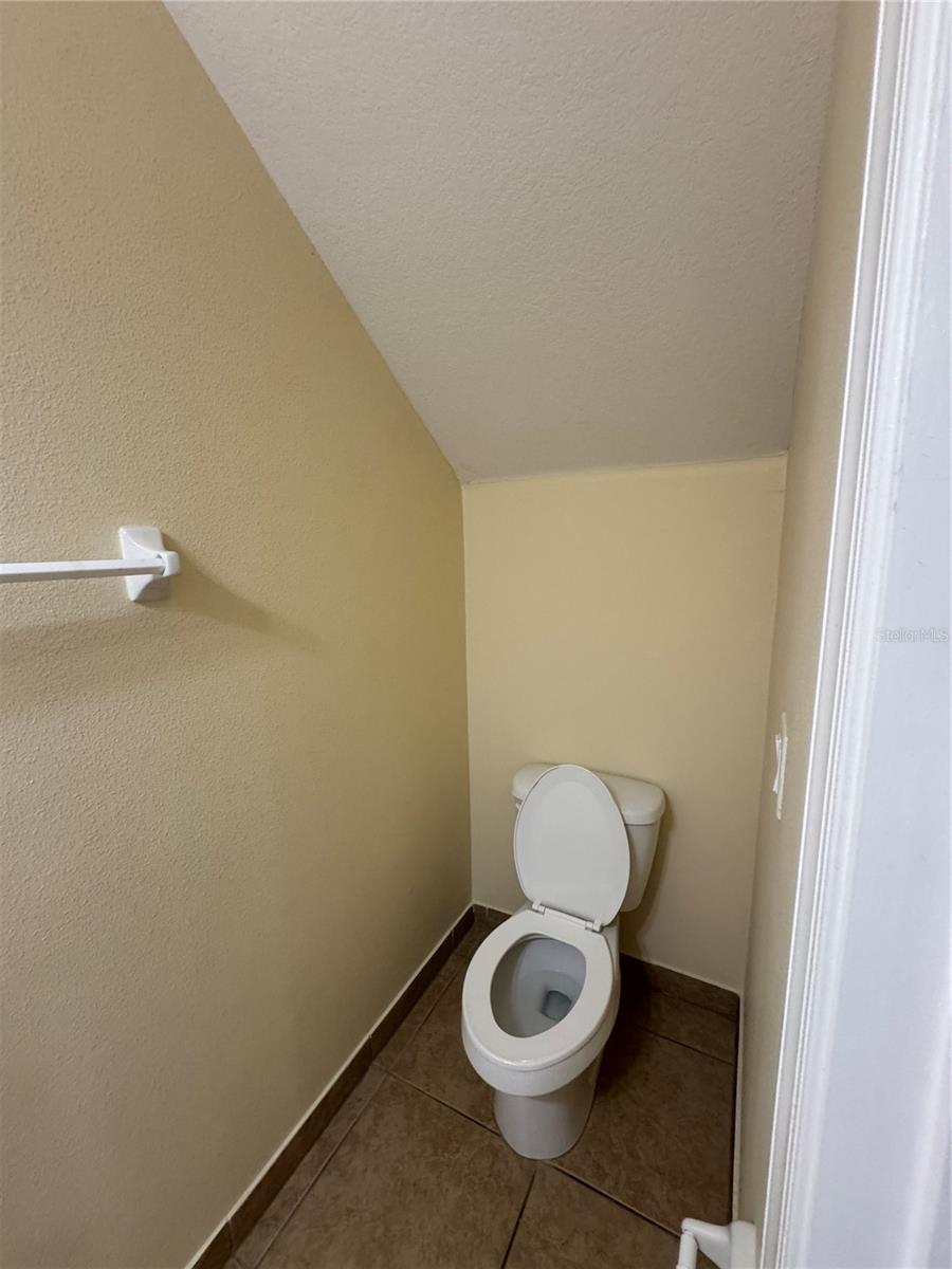 Image 9 of 19 For 8345 Kelsall Drive