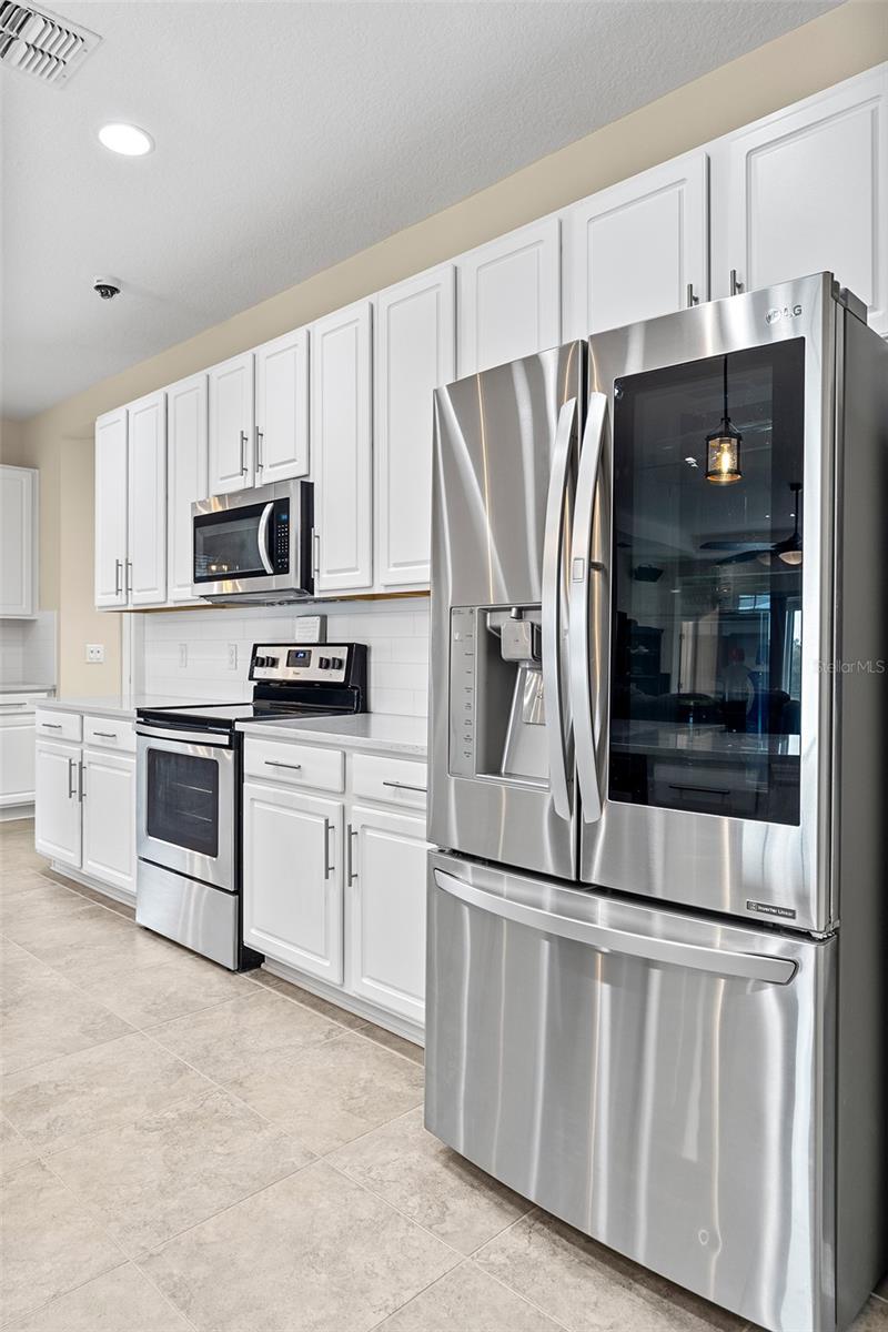 Image 10 of 70 For 1817 Westerham Avenue