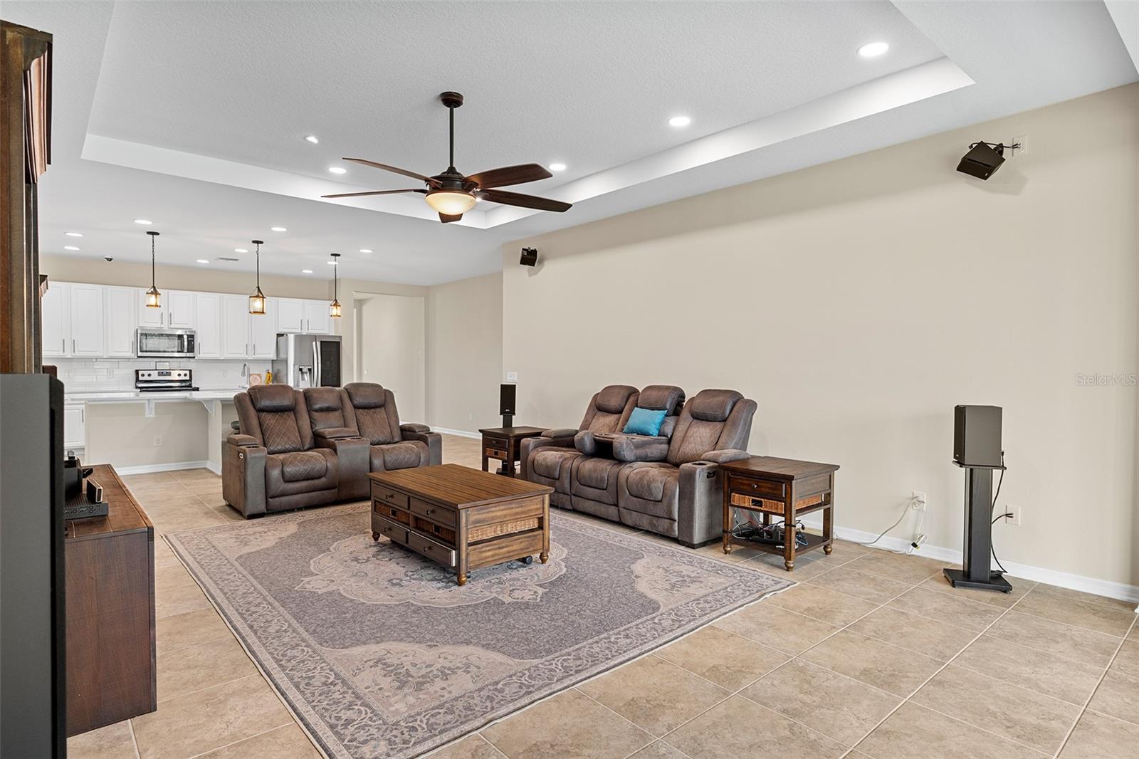 Image 15 of 70 For 1817 Westerham Avenue