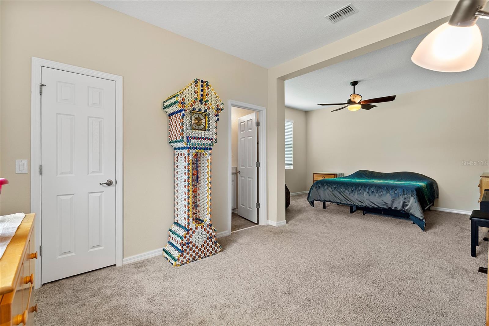 Image 25 of 70 For 1817 Westerham Avenue