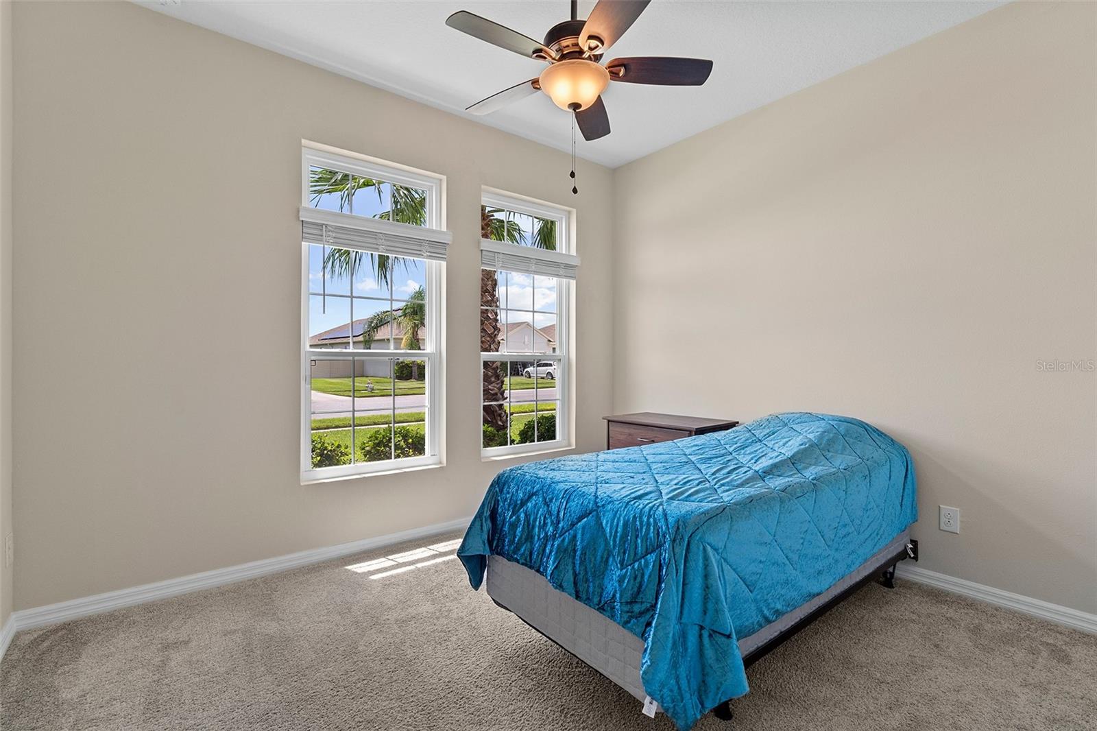 Image 36 of 70 For 1817 Westerham Avenue