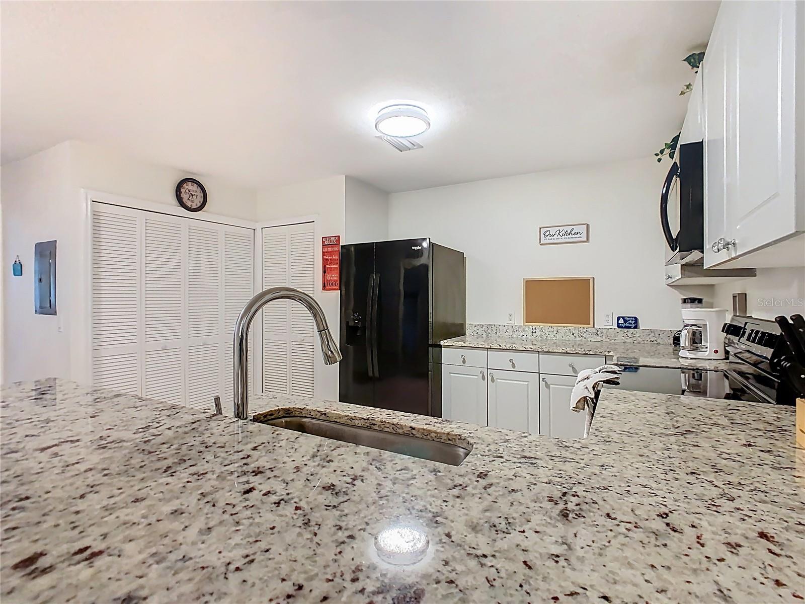 Image 15 of 64 For 2810 Club Cortile Circle A