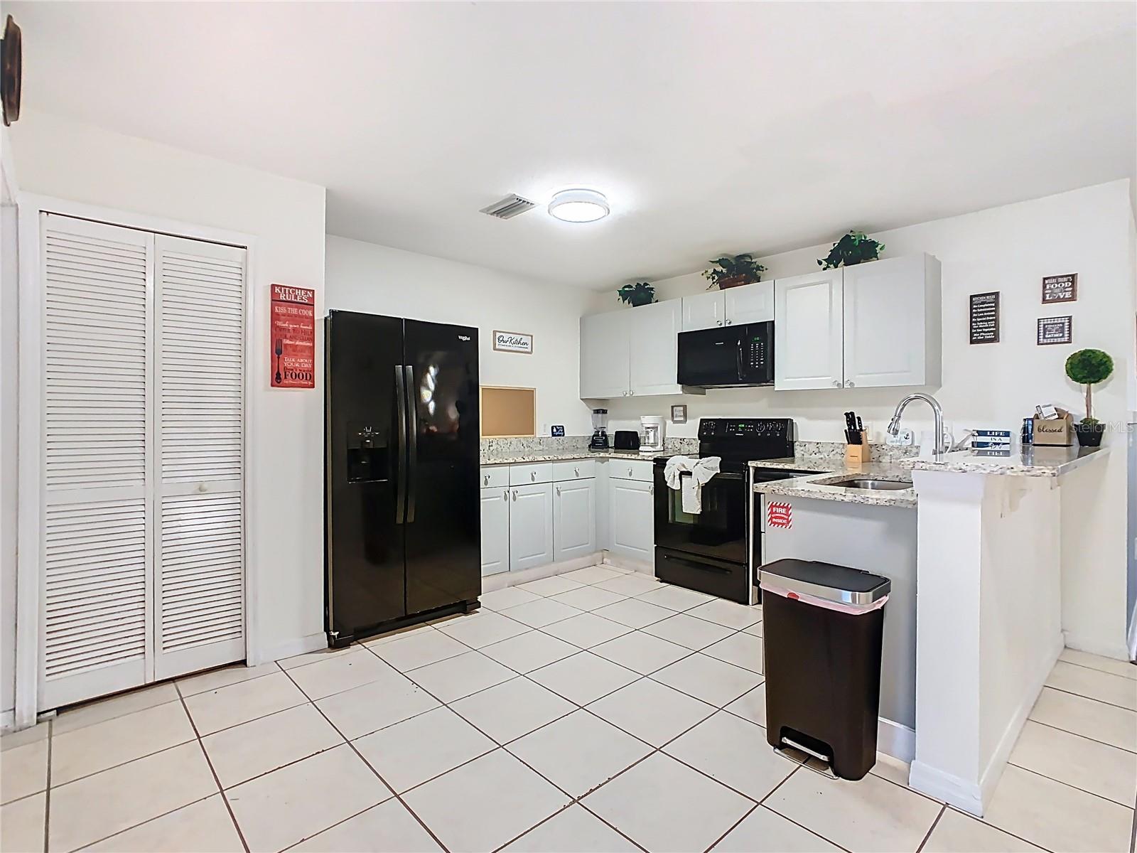 Image 7 of 64 For 2810 Club Cortile Circle A