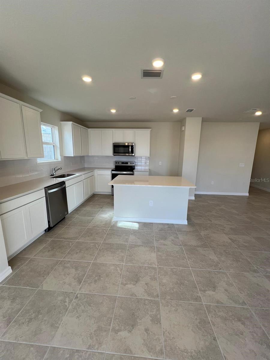 Image 2 of 10 For 3606 Cambridge Brook Dr