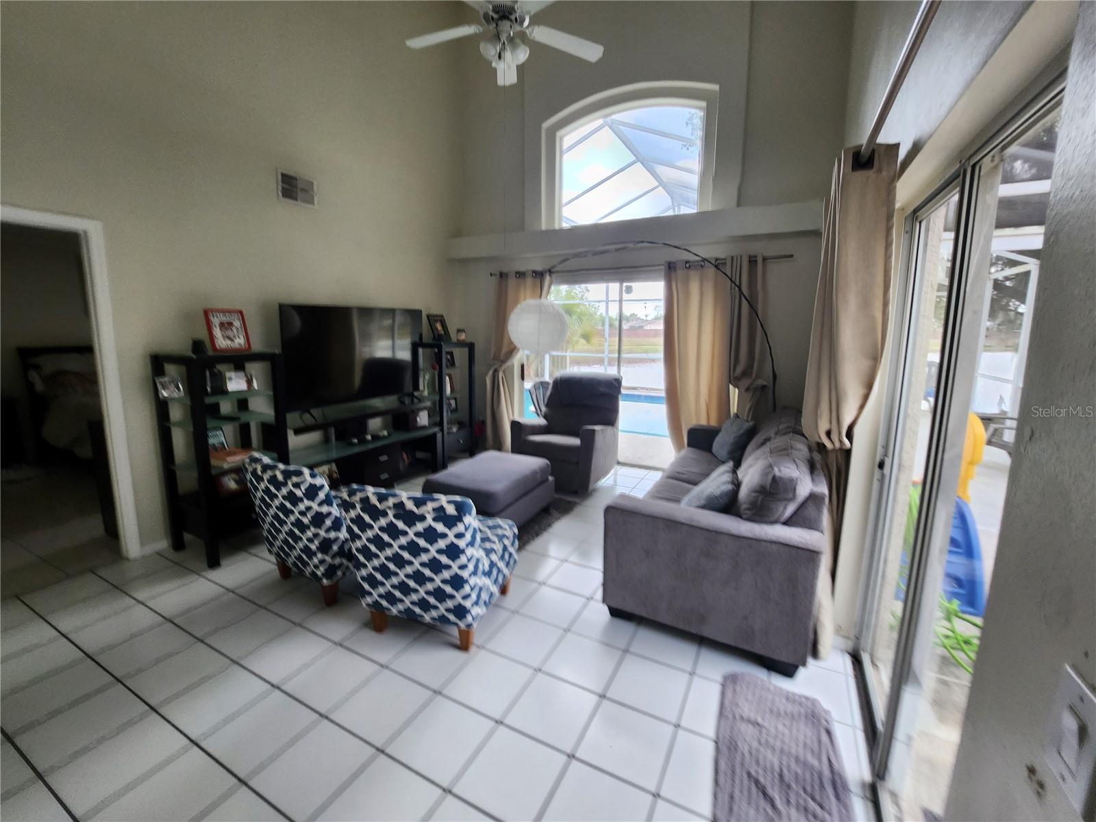 Image 3 of 39 For 2612 Spring Hill Drive