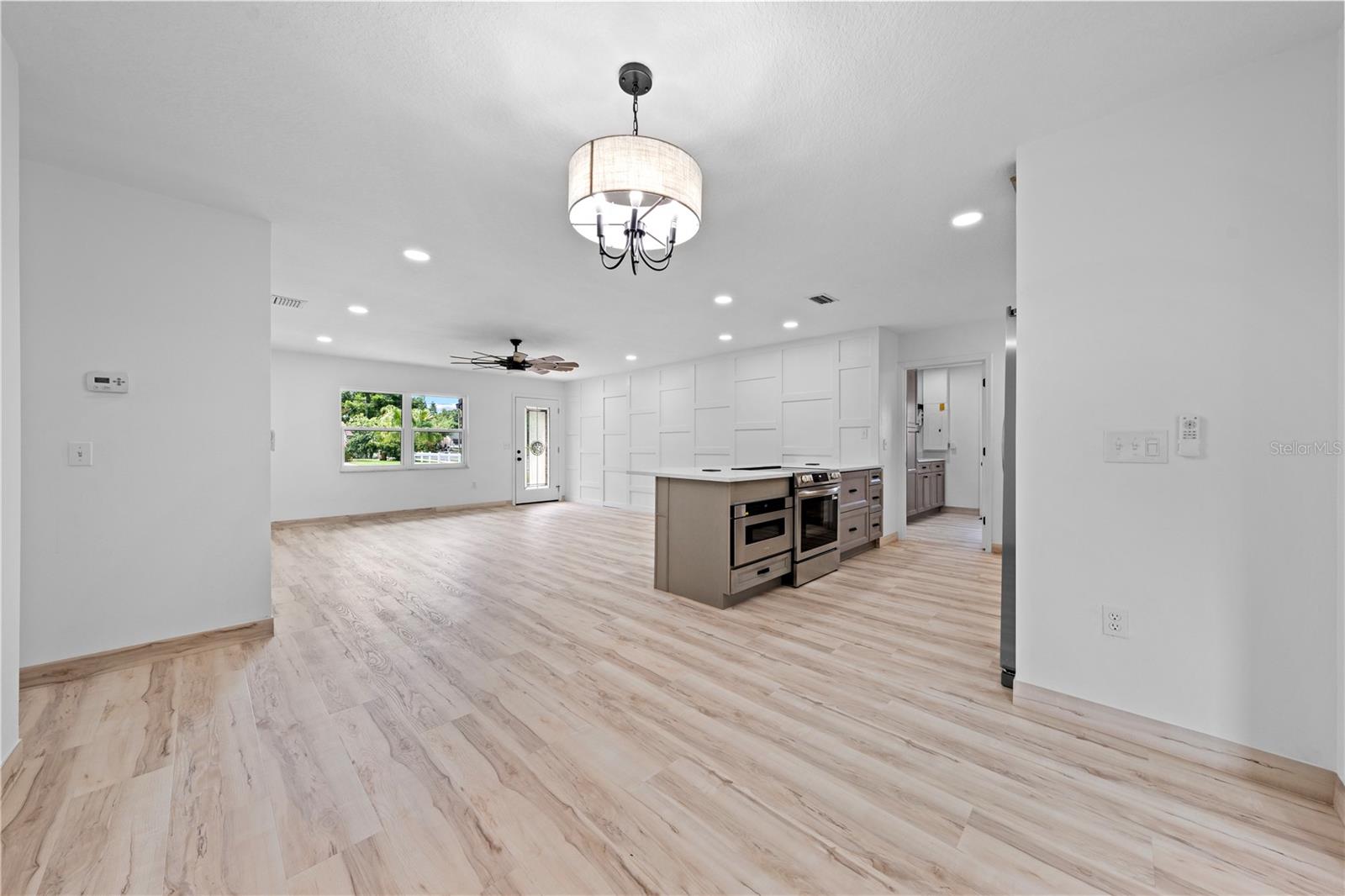 Image 18 of 69 For 4751 Meadow Drive