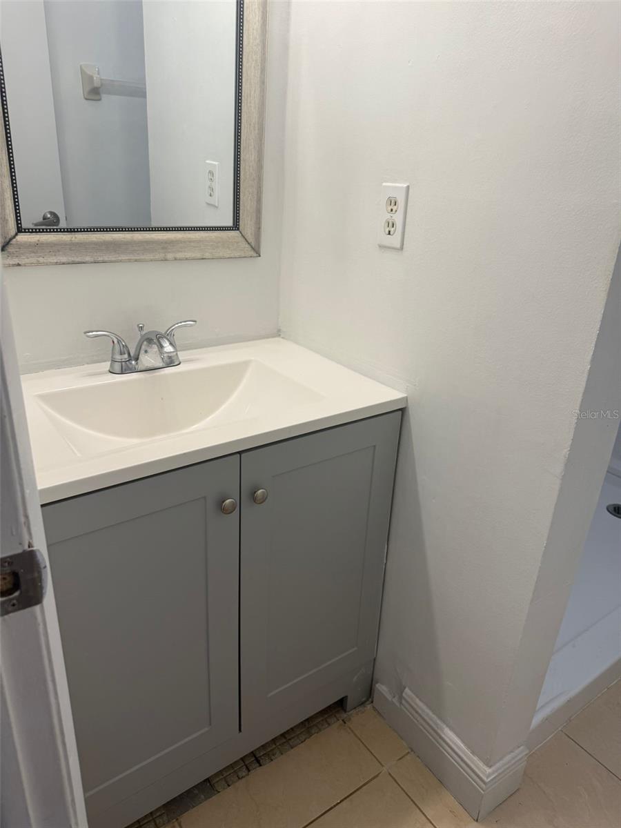 Image 13 of 20 For 6036 Amberly Court T23