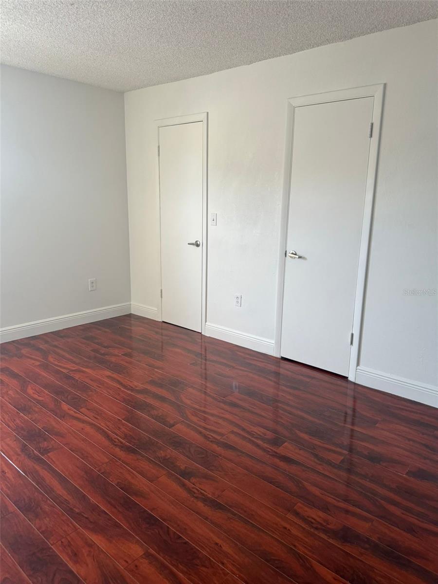 Image 9 of 20 For 6036 Amberly Court T23