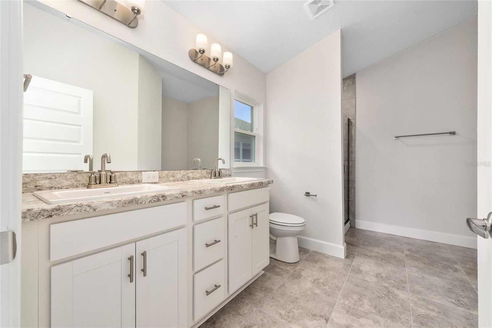 Image 22 of 40 For 2111 Cartgate Lane