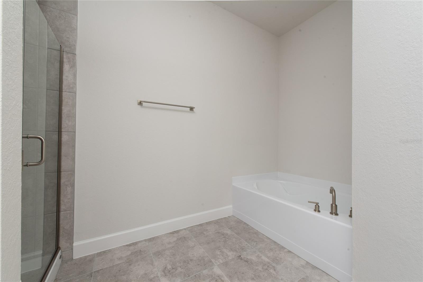 Image 23 of 40 For 2111 Cartgate Lane