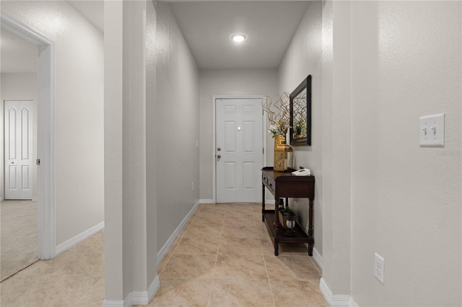 Image 15 of 38 For 555 Lucerne Boulevard