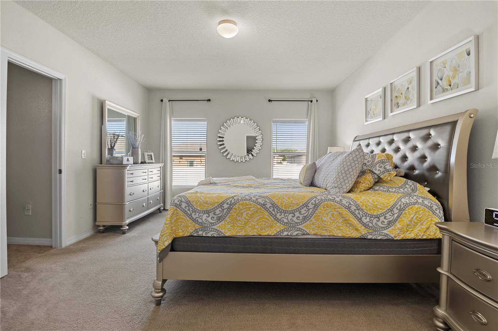 Image 18 of 38 For 555 Lucerne Boulevard