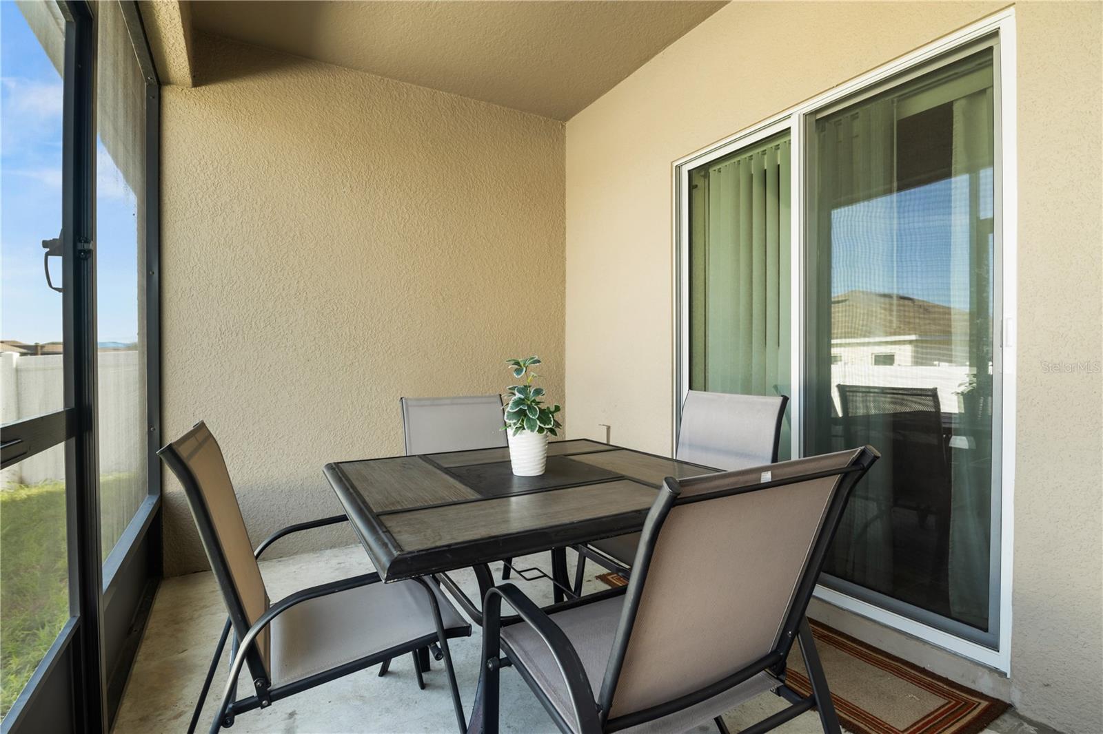 Image 31 of 38 For 555 Lucerne Boulevard