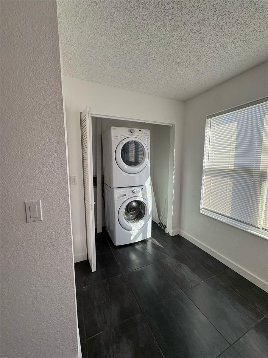 Image 4 of 8 For 5785 Gatlin Avenue 713