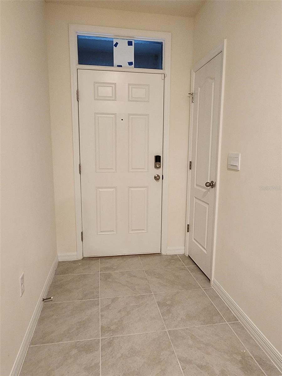 Image 4 of 19 For 1051 Griffon Avenue