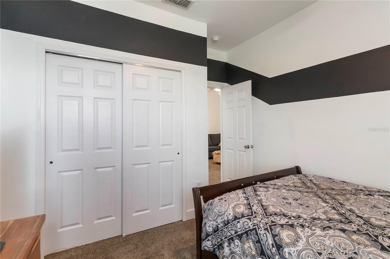 Image 32 of 45 For 941 Centaury Drive