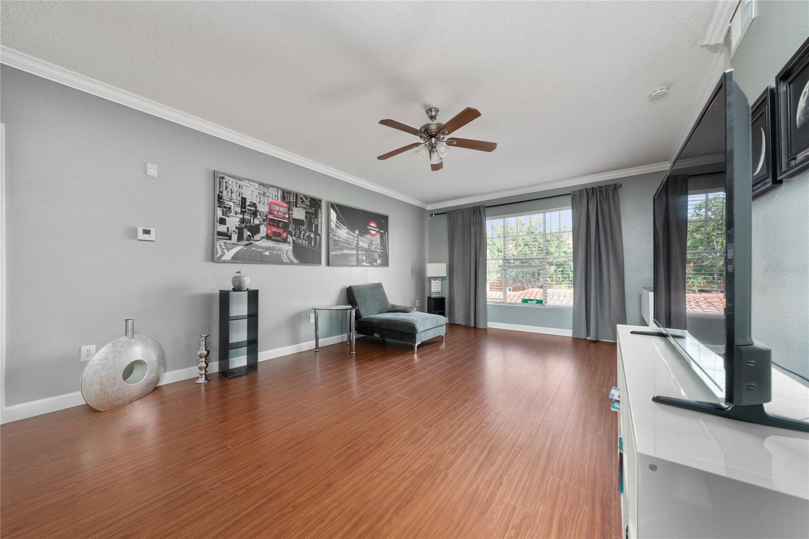 Image 16 of 27 For 5548 Metrowest Boulevard 202