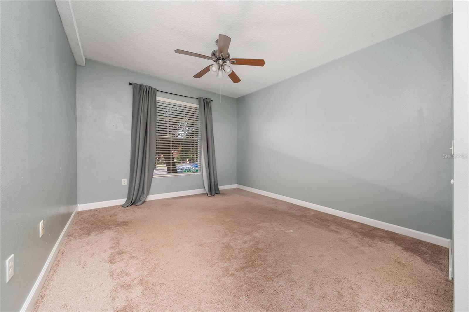 Image 18 of 27 For 5548 Metrowest Boulevard 202
