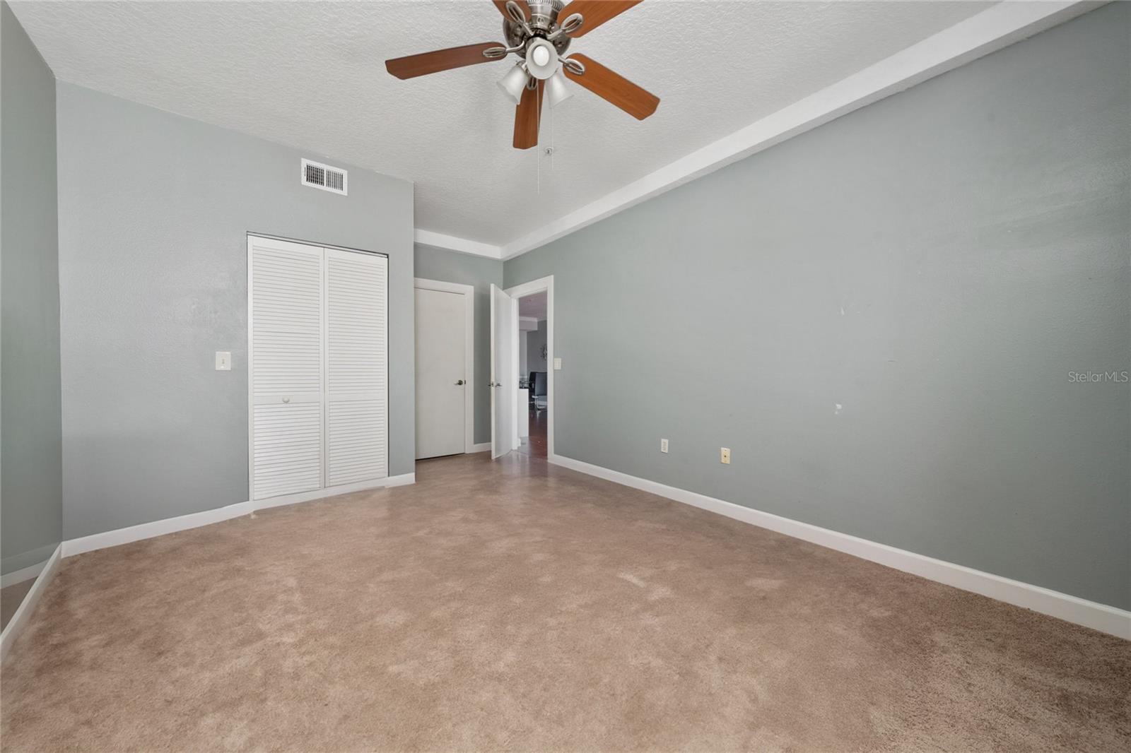 Image 20 of 27 For 5548 Metrowest Boulevard 202