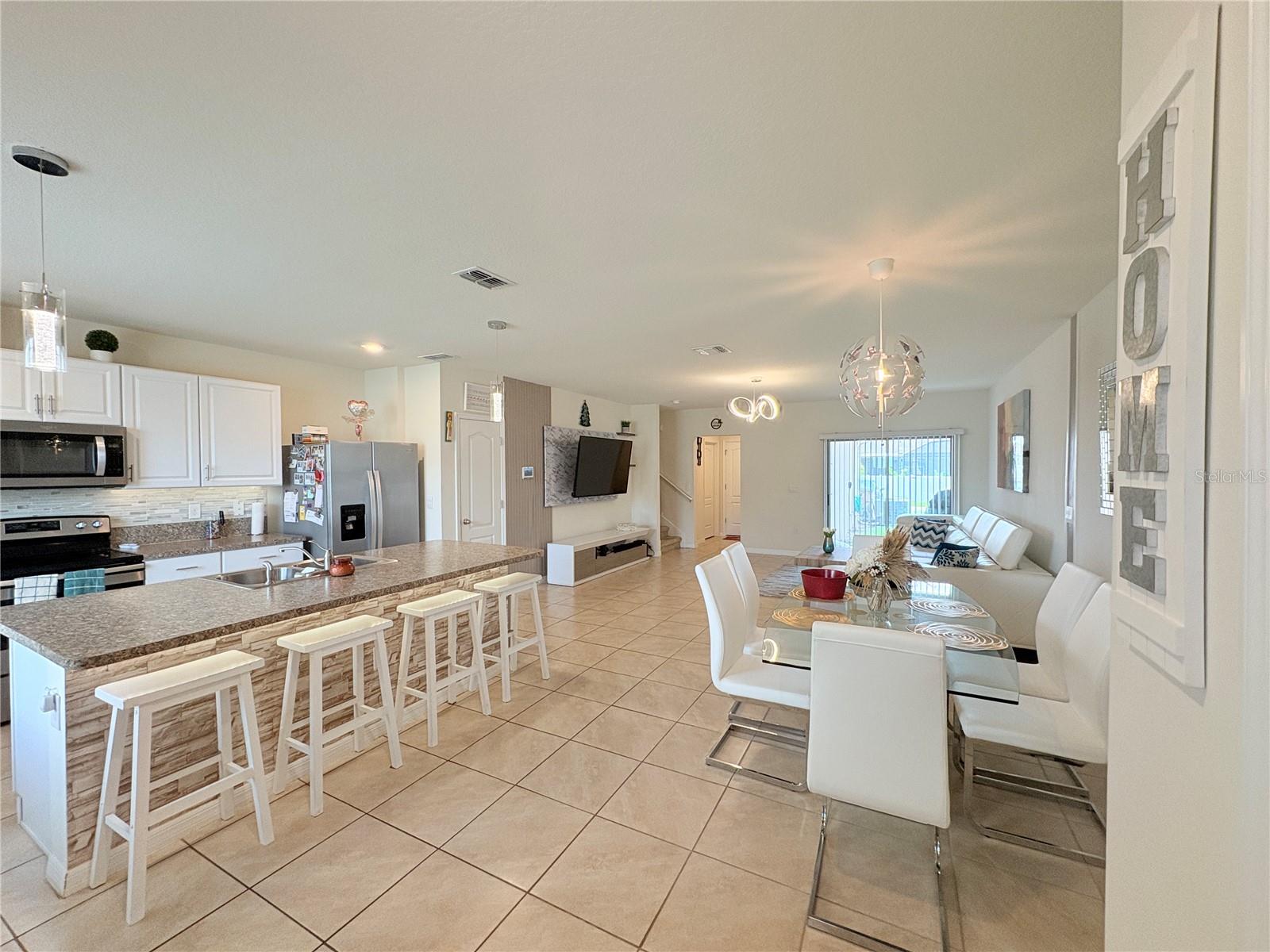Image 2 of 8 For 1818 Red Canyon Drive