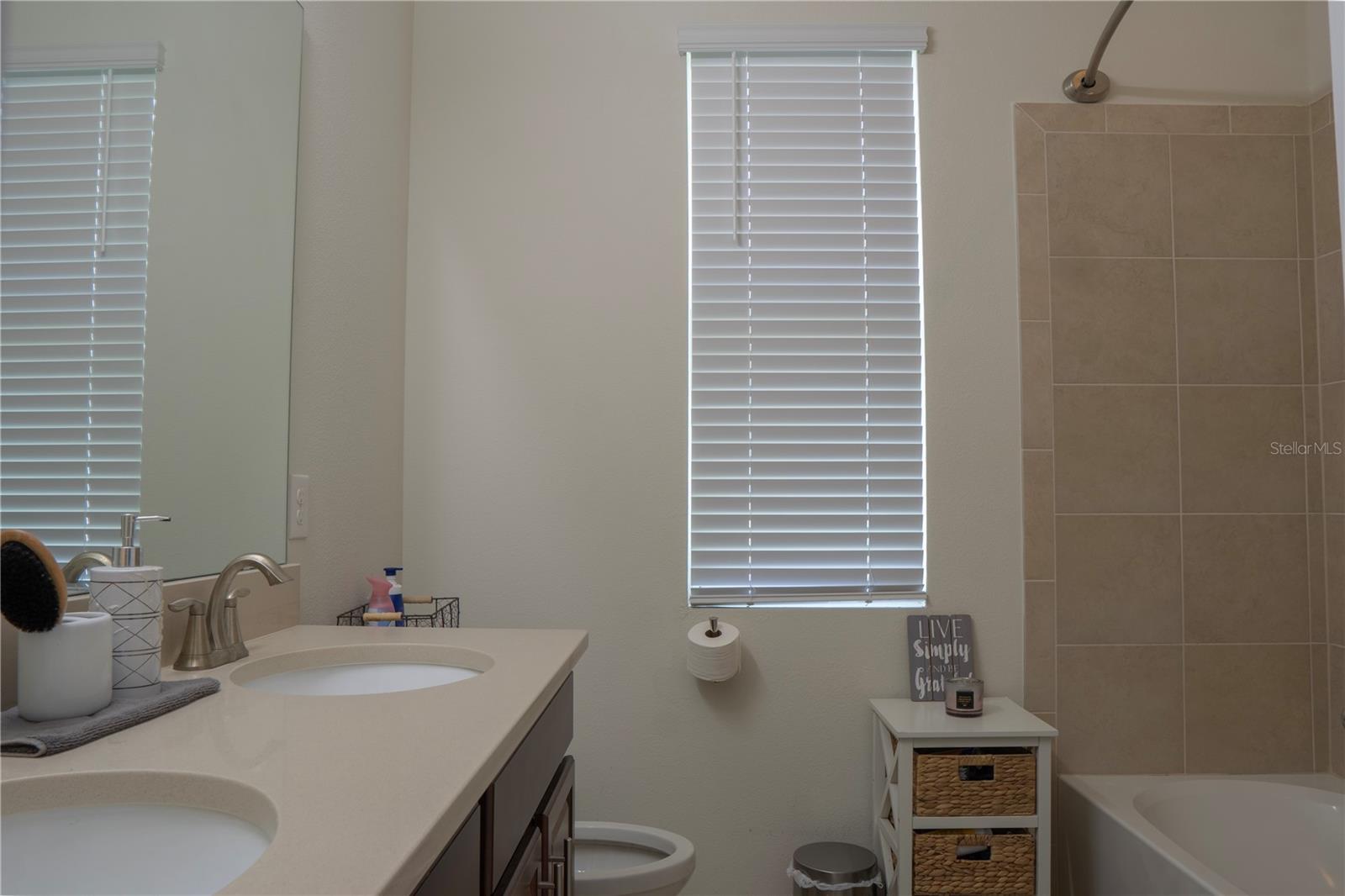 Image 12 of 24 For 2712 Creekmore Court