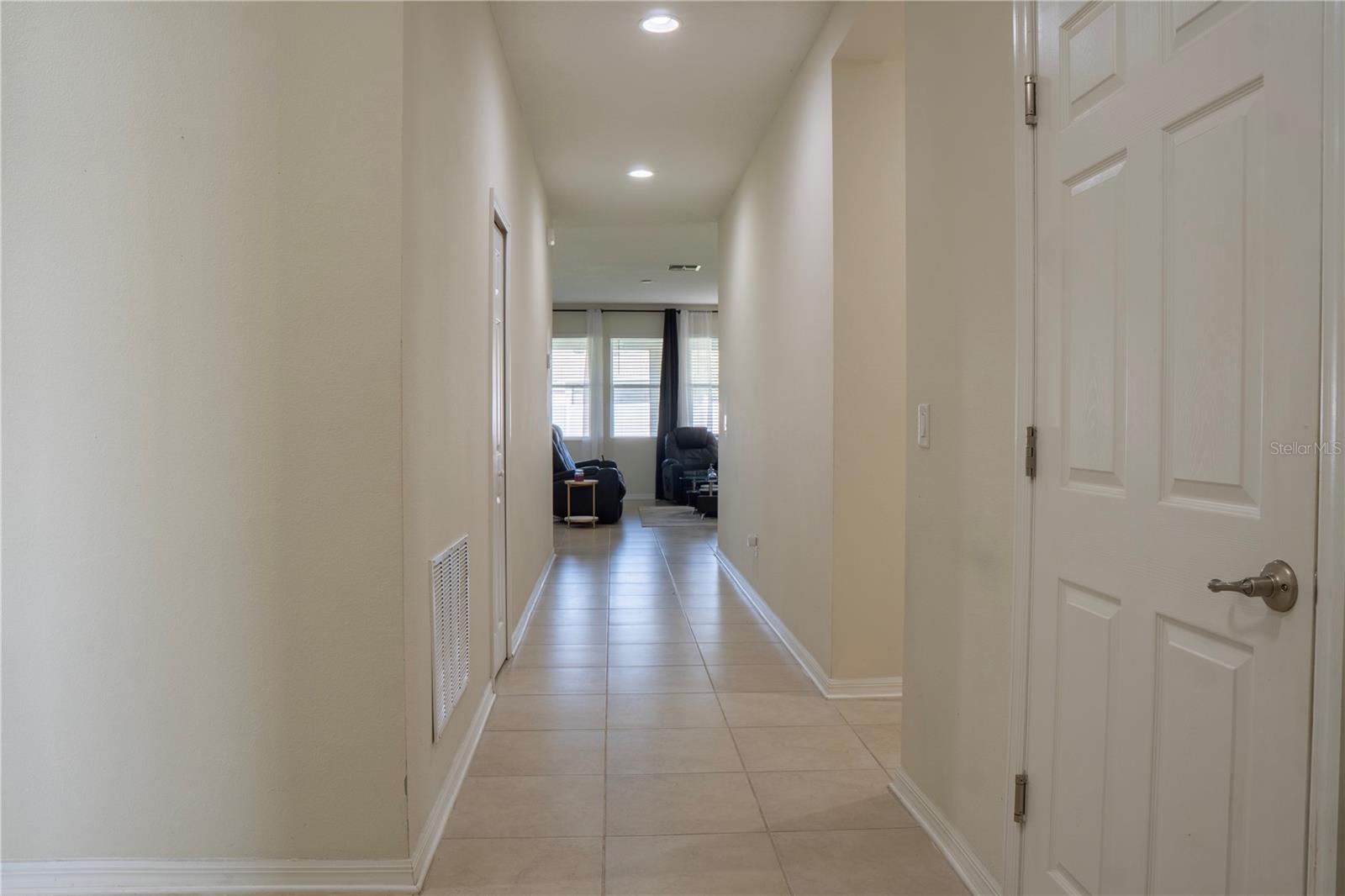 Image 2 of 24 For 2712 Creekmore Court