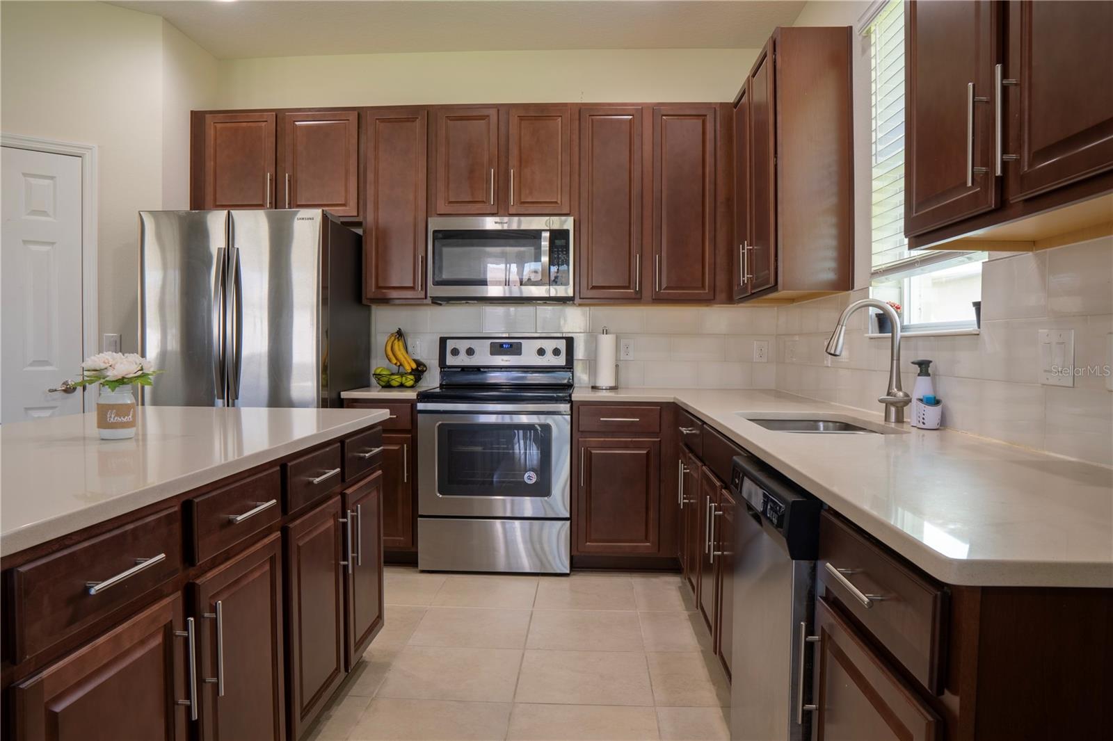 Image 5 of 24 For 2712 Creekmore Court