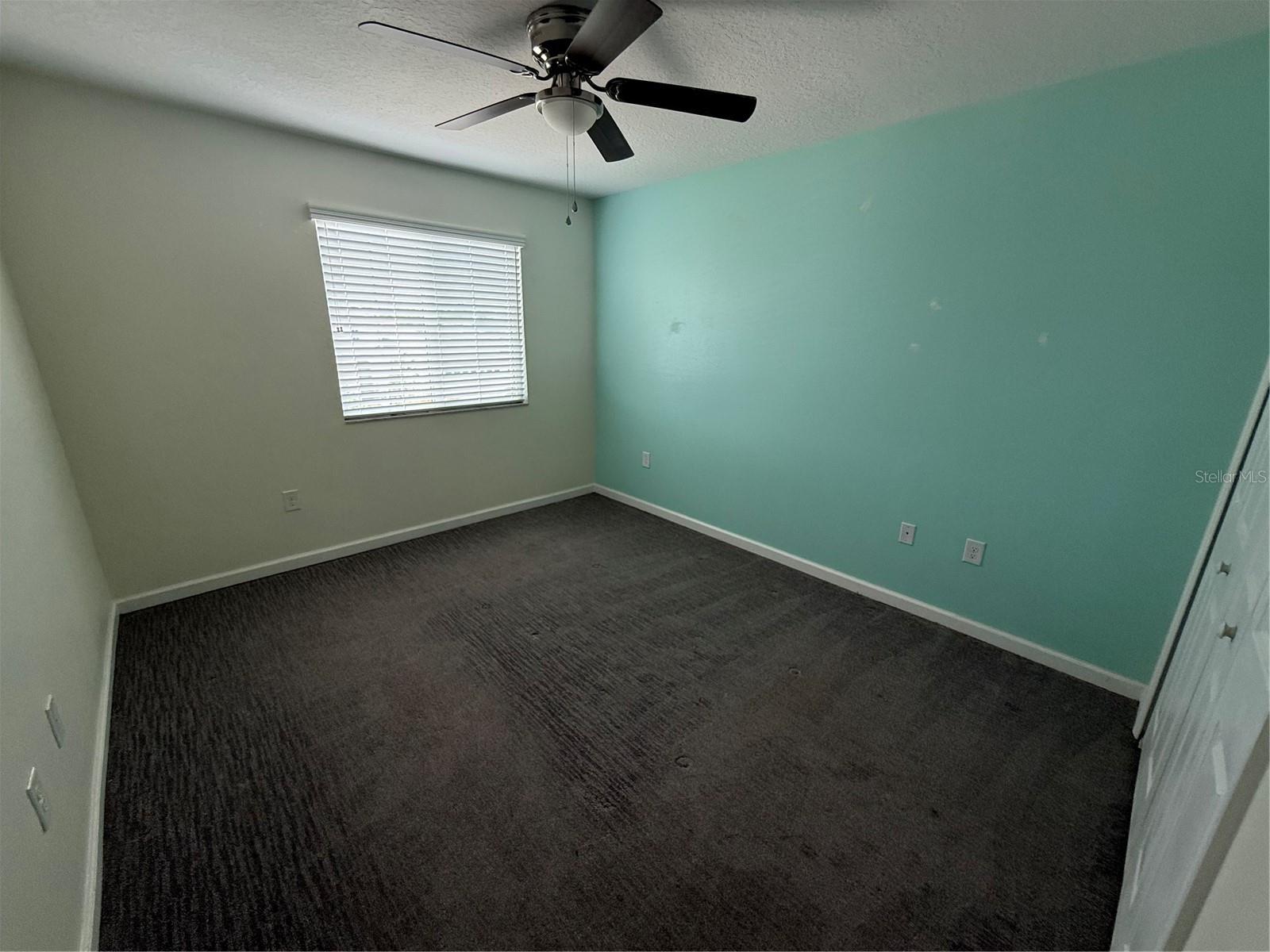Image 15 of 24 For 16856 Meadows Street